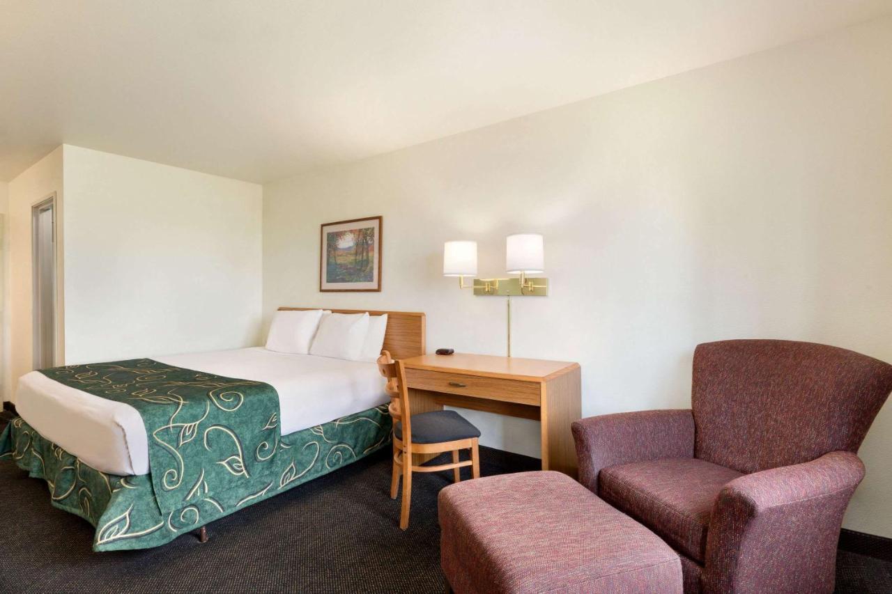 Travelodge By Wyndham Sharon Springs 외부 사진
